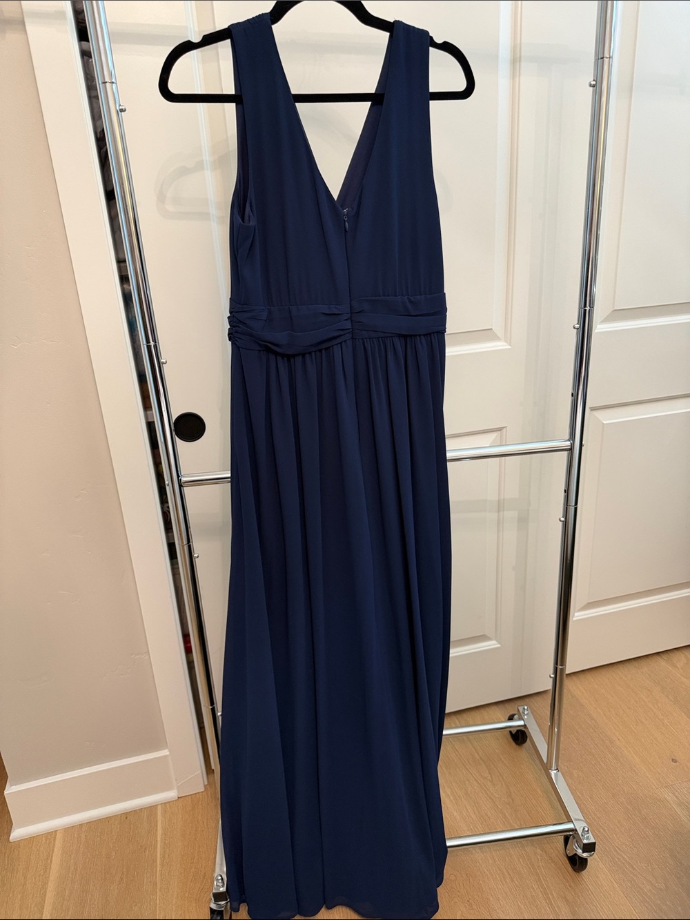 Elegant Navy V-Neck Women’s Formal Maxi Dress - Picture 4 of 4